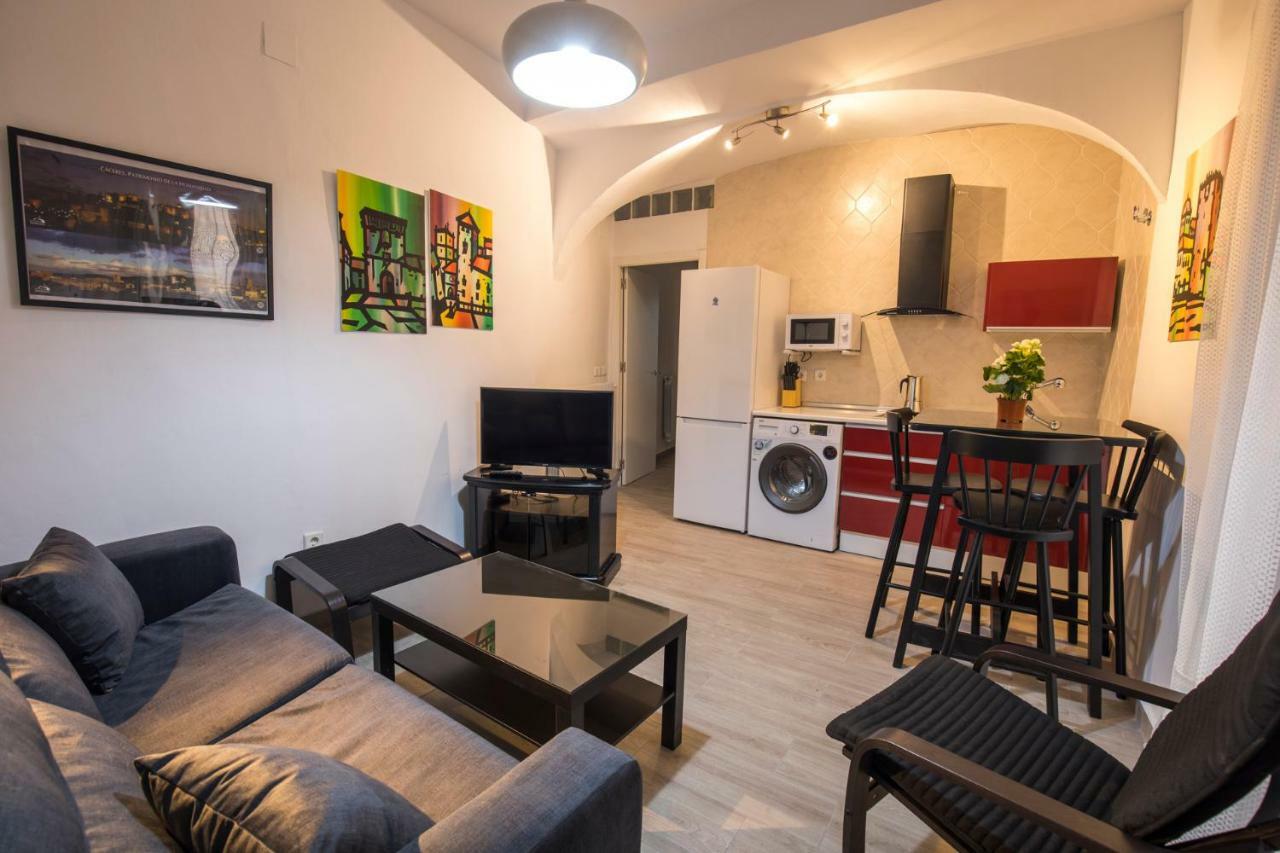 Apartamentos Caceres Turistico Екстер'єр фото
